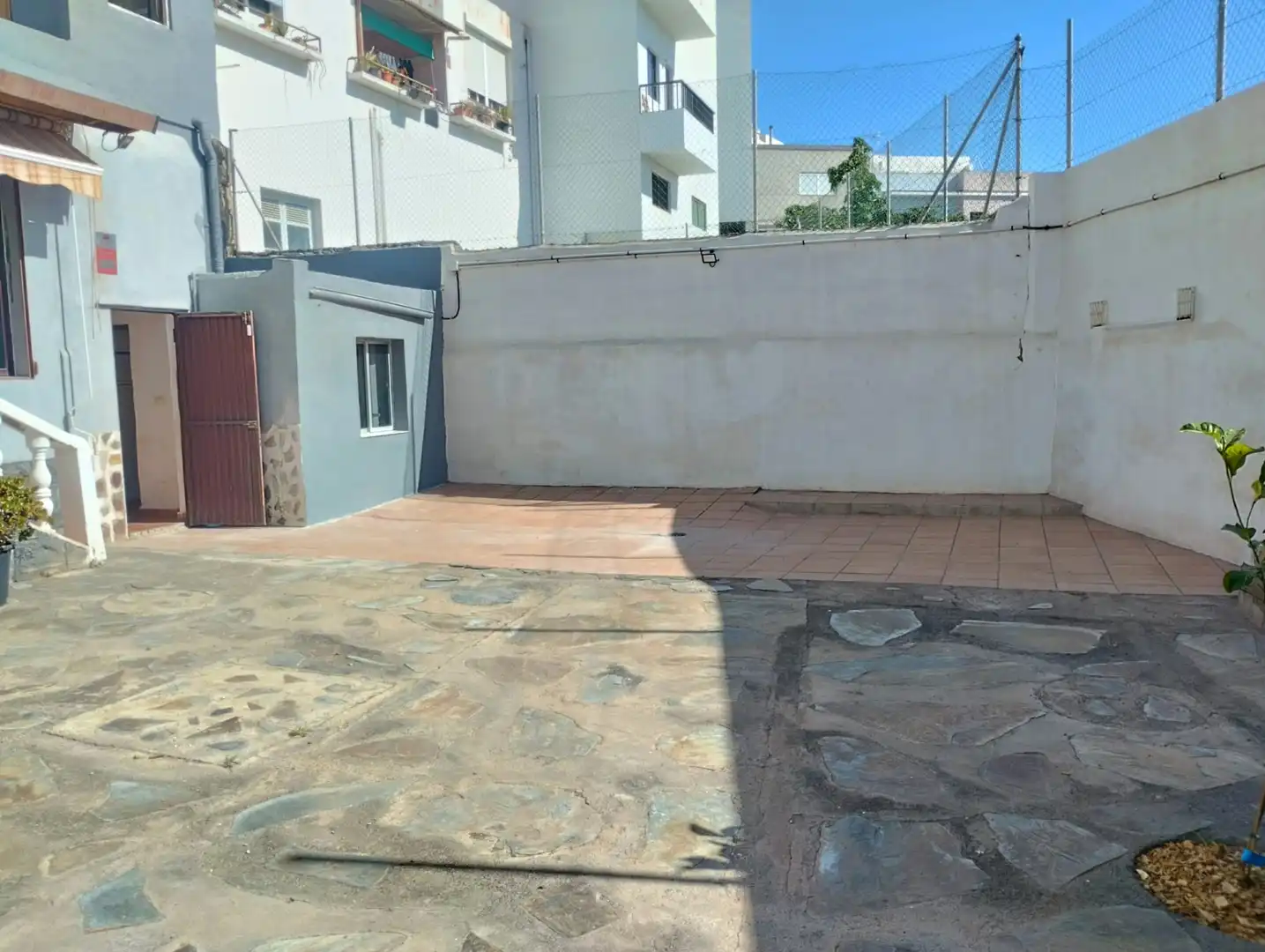 Terrasse von Einfamilien-Reihenhaus zum Verkauf in Güímar mit Privatgarten, Terrasse und Abstellraum