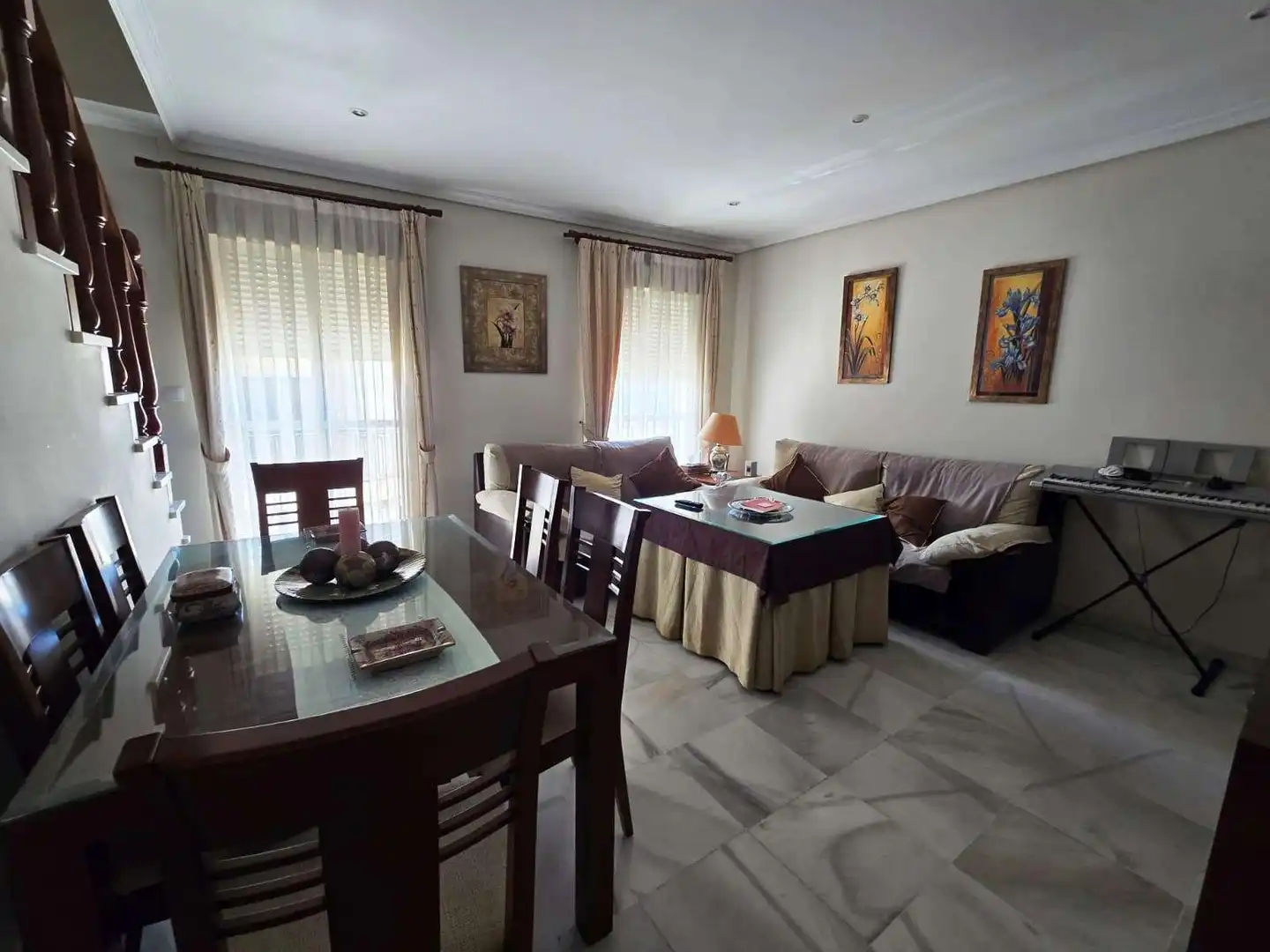 Sala d'estar de Casa o xalet en venda en Castilleja de la Cuesta amb Aire condicionat, Terrassa i Balcó