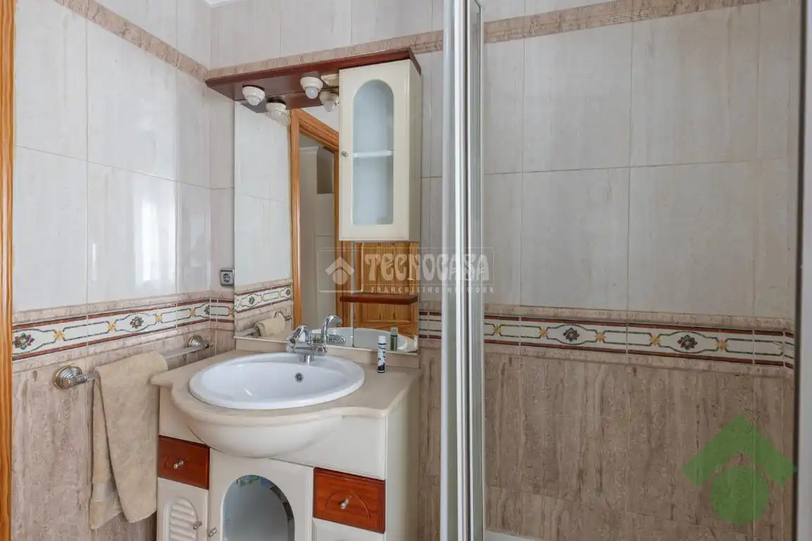 Casa adosada en venta en Barrio de Zaidín