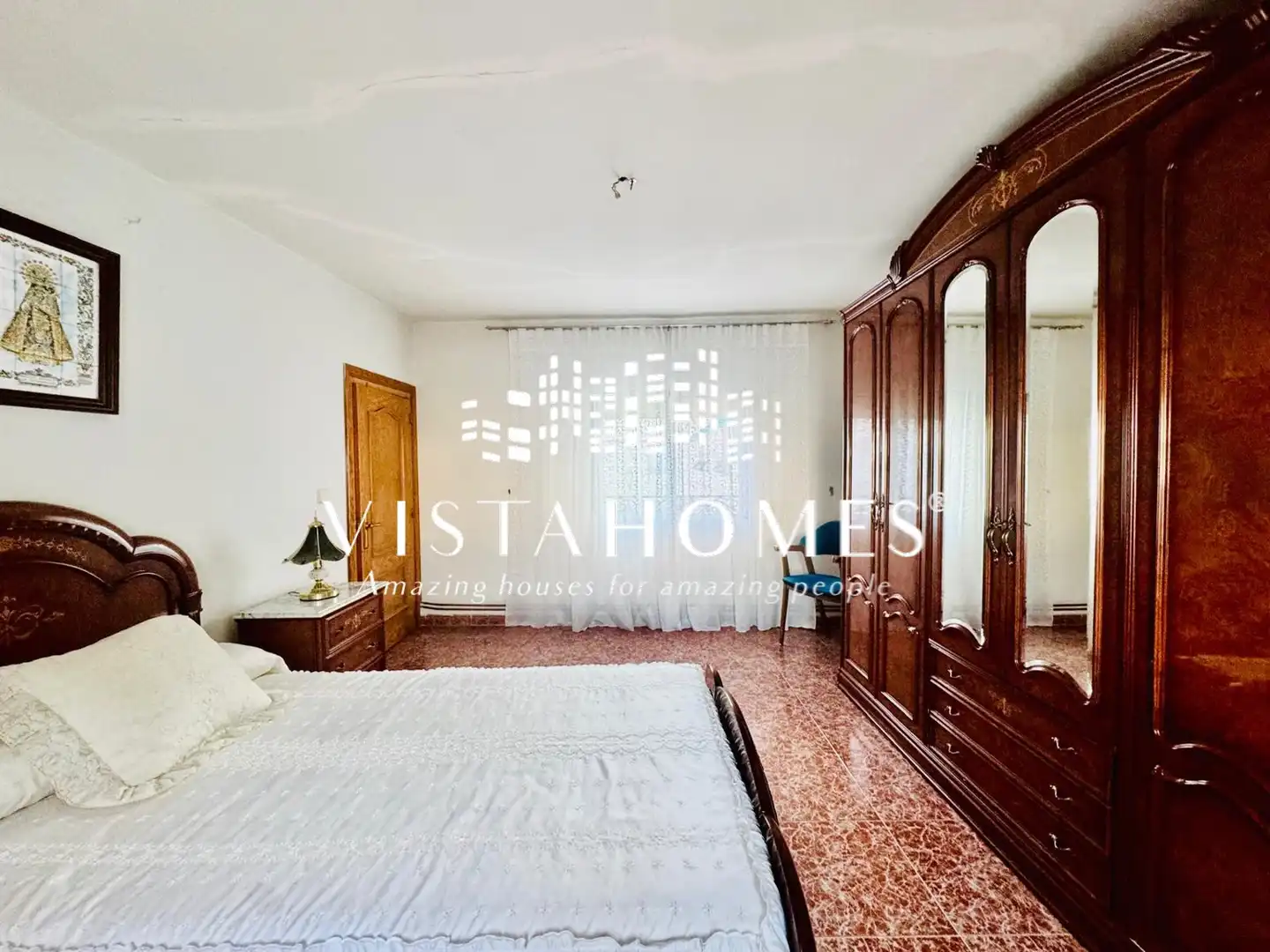Habitación de Casa adosada en venta en Chinchón con Calefacción, Jardín privado y Terraza
