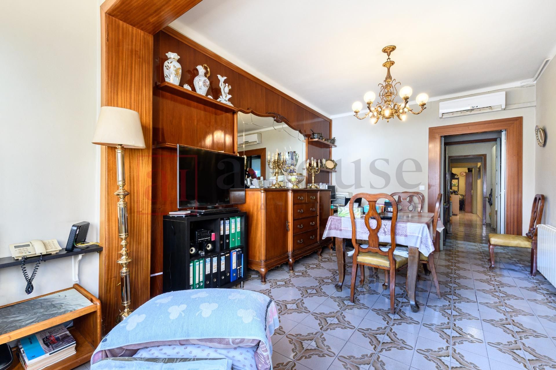 Comedor de Piso en venta en  Barcelona Capital con Aire acondicionado, Calefacción y Trastero