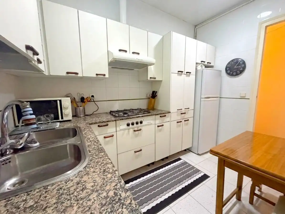 Cuina de Pis en venda en Barcelona amb Aire condicionat, Calefacció i Balcó