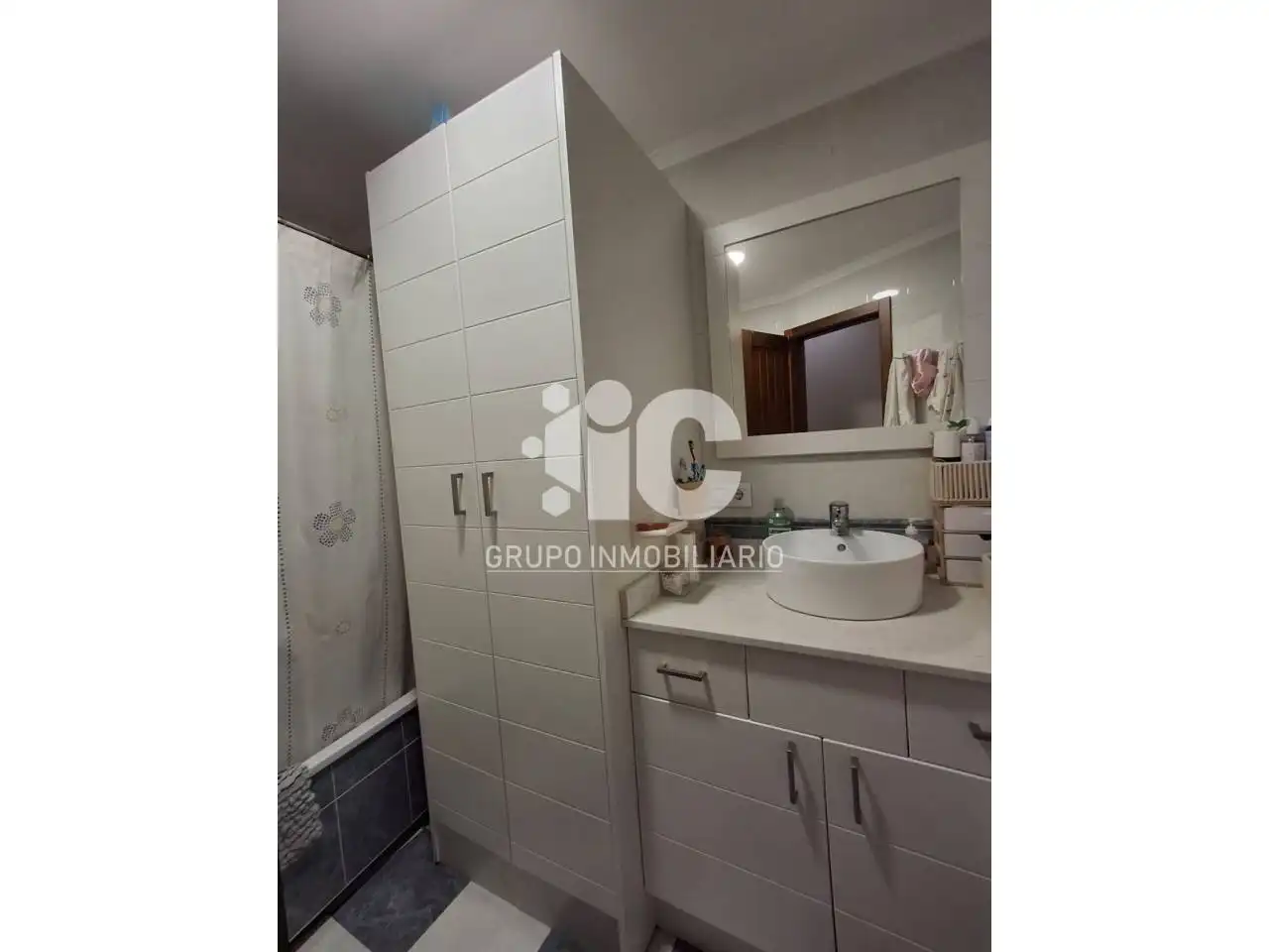 Bathroom of Flat for sale in Baena  with Air Conditioner