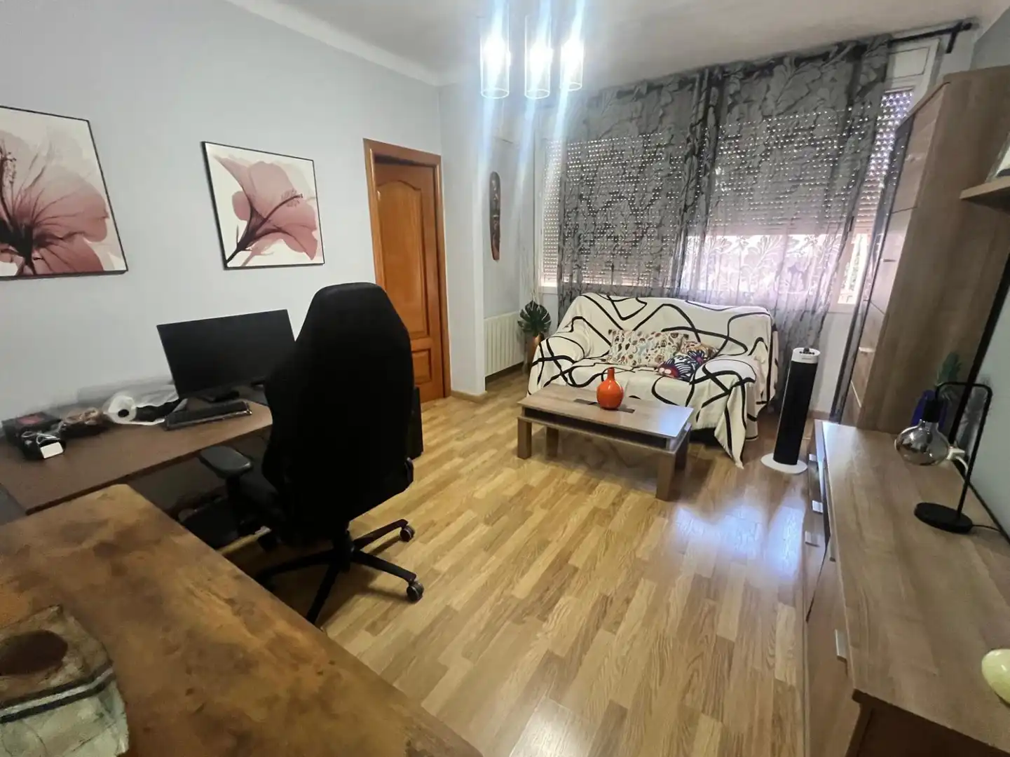 Buildings for sale in Ausona, Trinitat Vella