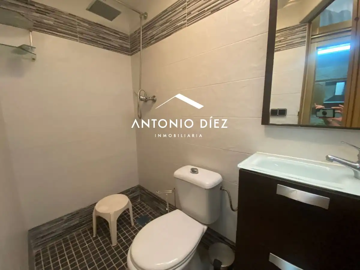 Baño de Casa adosada de alquiler en Aspe con Calefacción, Terraza y Amueblado
