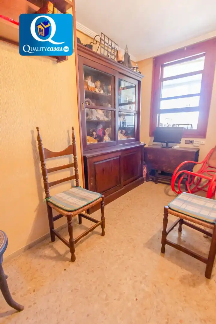 Menjador de Apartament en venda en Alicante / Alacant amb Aire condicionat, Calefacció i Terrassa