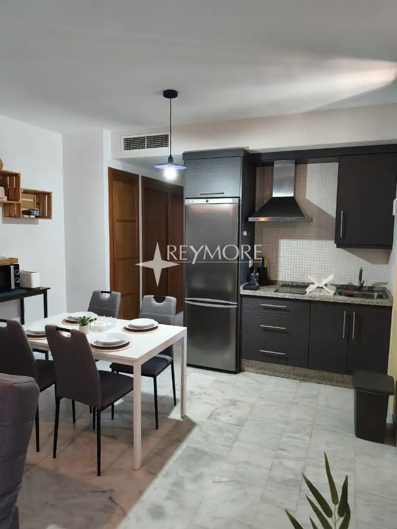 Cuina de Dúplex de lloguer en Córdoba amb Aire condicionat, Calefacció i Moblat