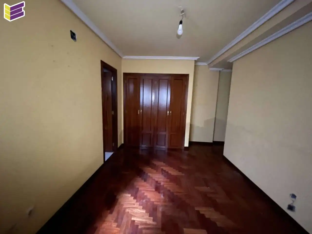 Bedroom of Flat for sale in Vigo   with Heating, Parquet flooring and Terrace
