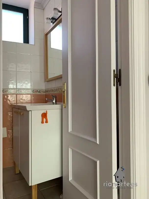 Bany de Dúplex en venda en Avilés amb Calefacció