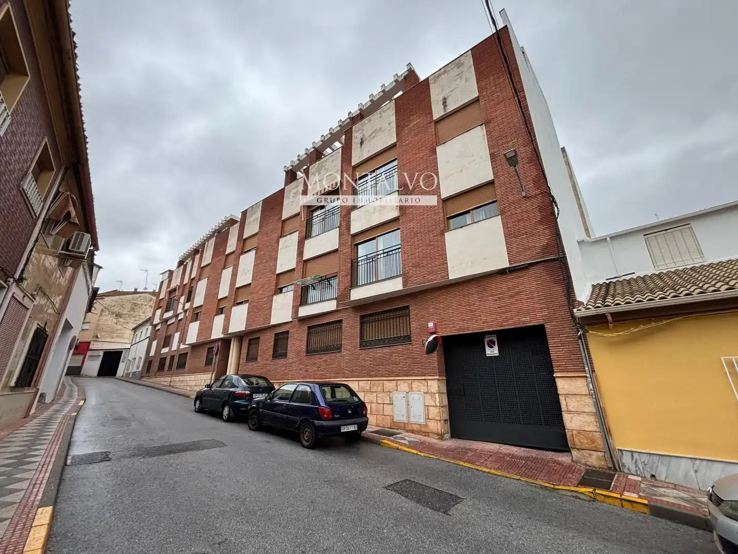 Exterior view of Storage room for rent in Atarfe