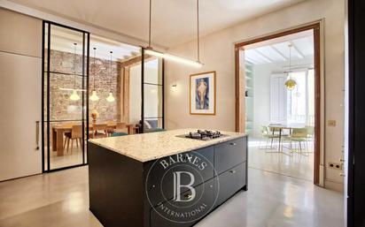 Kitchen of Flat for sale in  Barcelona Capital  with Air Conditioner, Heating and Balcony