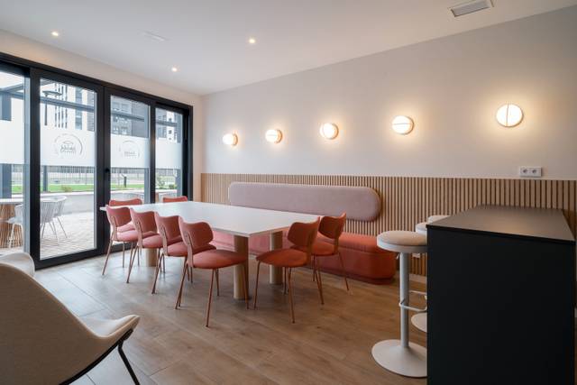 Piso en Alquiler en Calle de María de las Mercedes de Borbón, 278 en Valdebebas - Valdefuentes