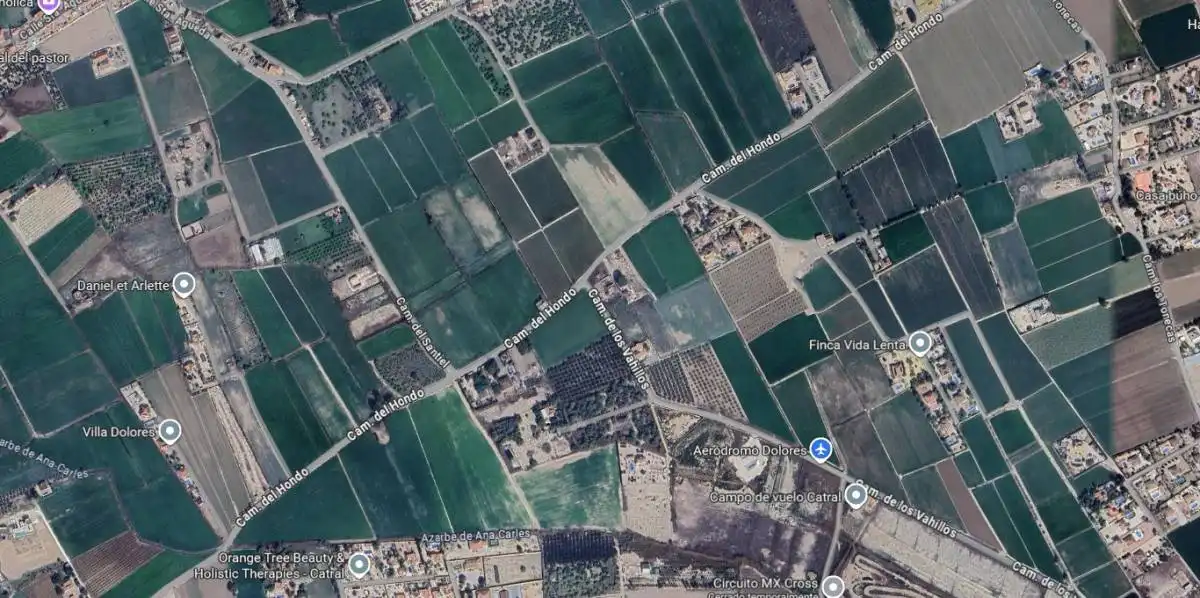 Terreni e lotti in vendita a Cam. del Hondo