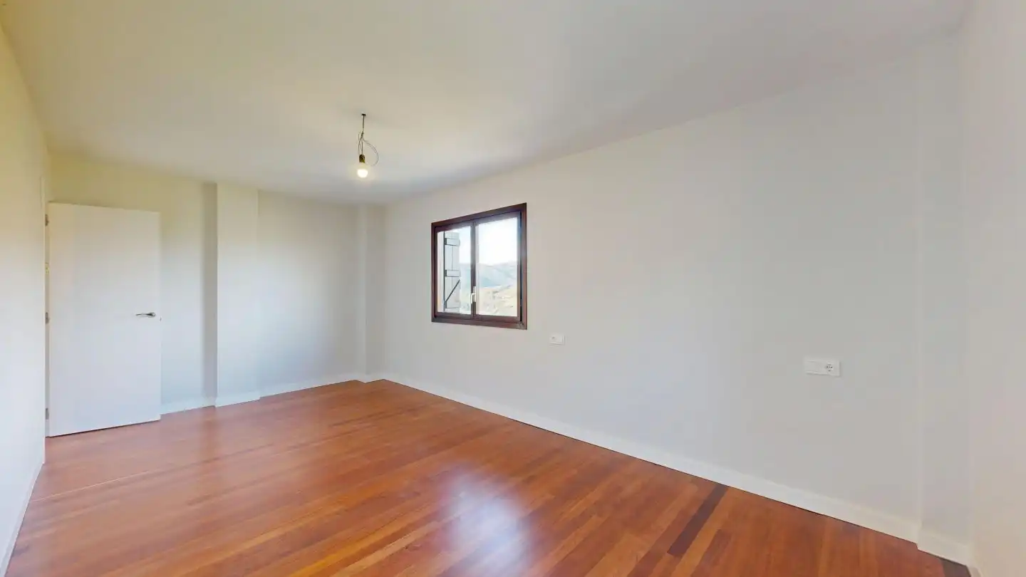 Habitación de Casa o chalet en venta en Tolosa con Calefacción, Terraza y Trastero