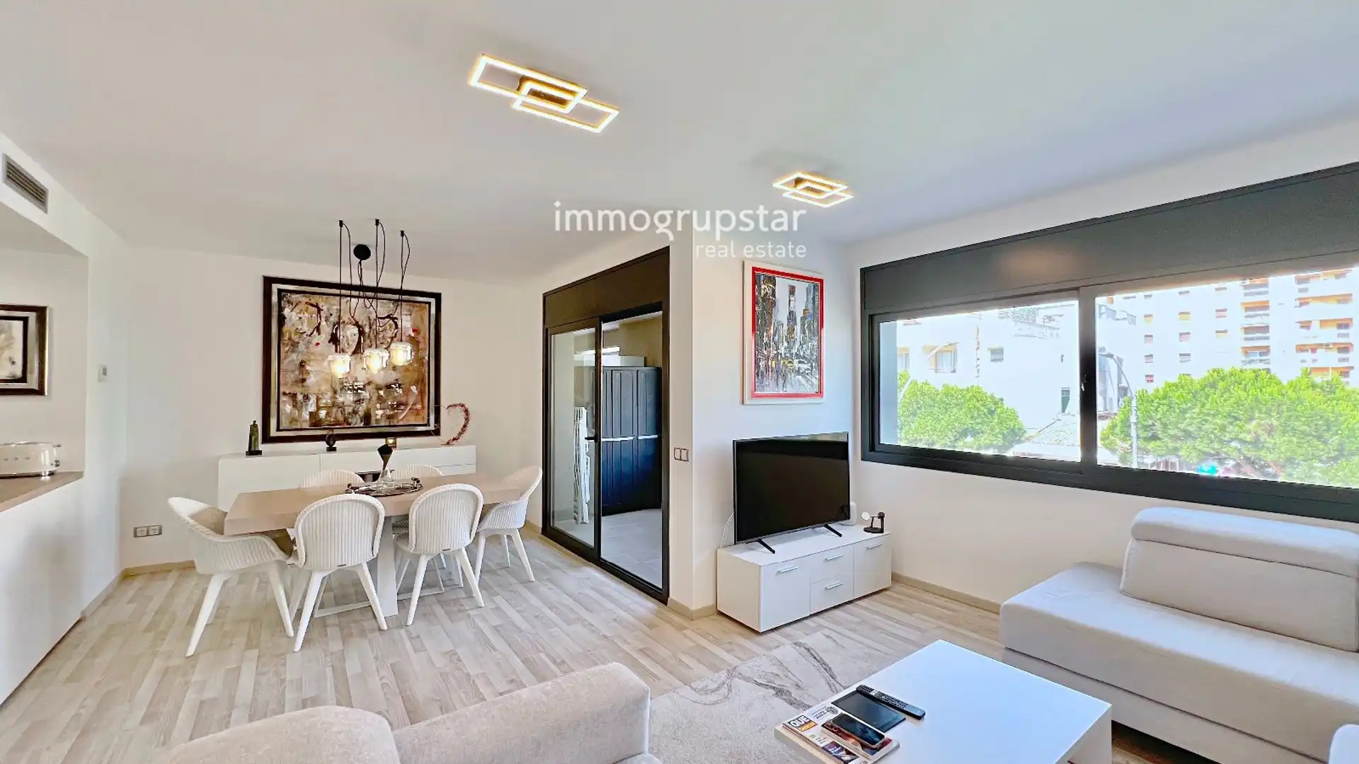 Sala d'estar de Apartament en venda en Castell d'Aro, Platja d'Aro i s'Agaró amb Aire condicionat, Calefacció i Terrassa