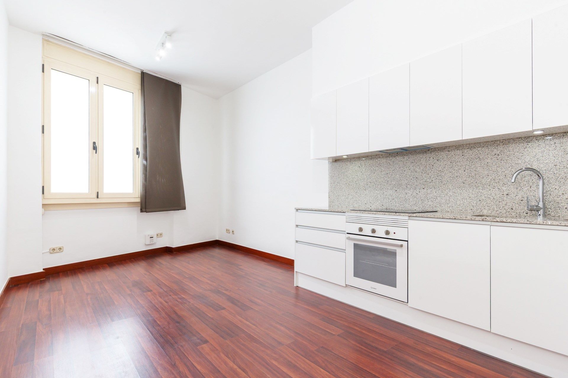 Cuina de Pis en venda en  Barcelona Capital amb Aire condicionat, Calefacció i Traster