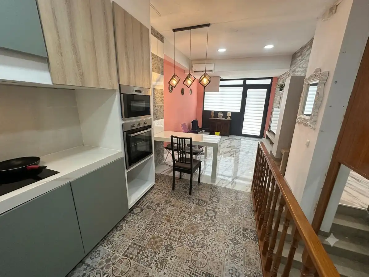 Local comercial en venda a Carrer de Galileu, imagen 3