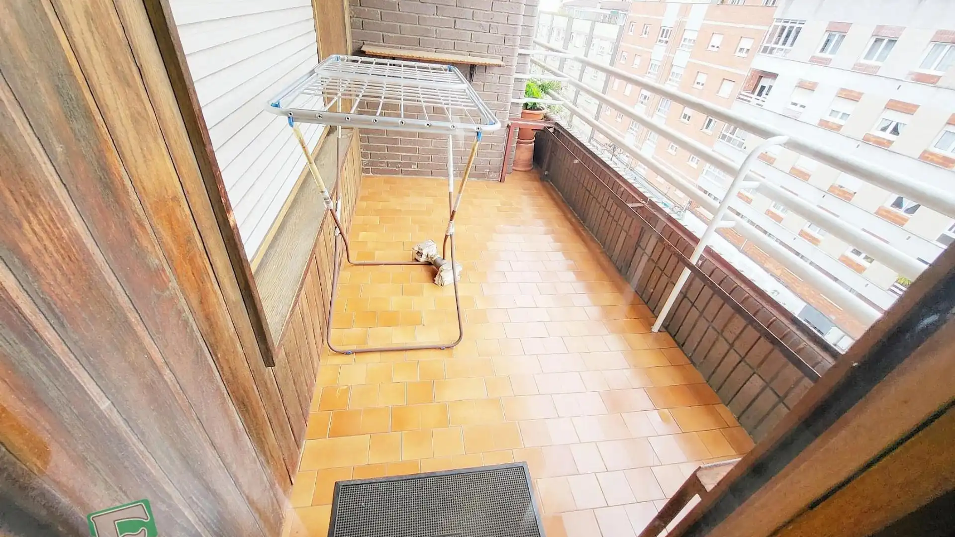 Terraza de Dúplex en venta en Oviedo  con Calefacción, Parquet y Terraza