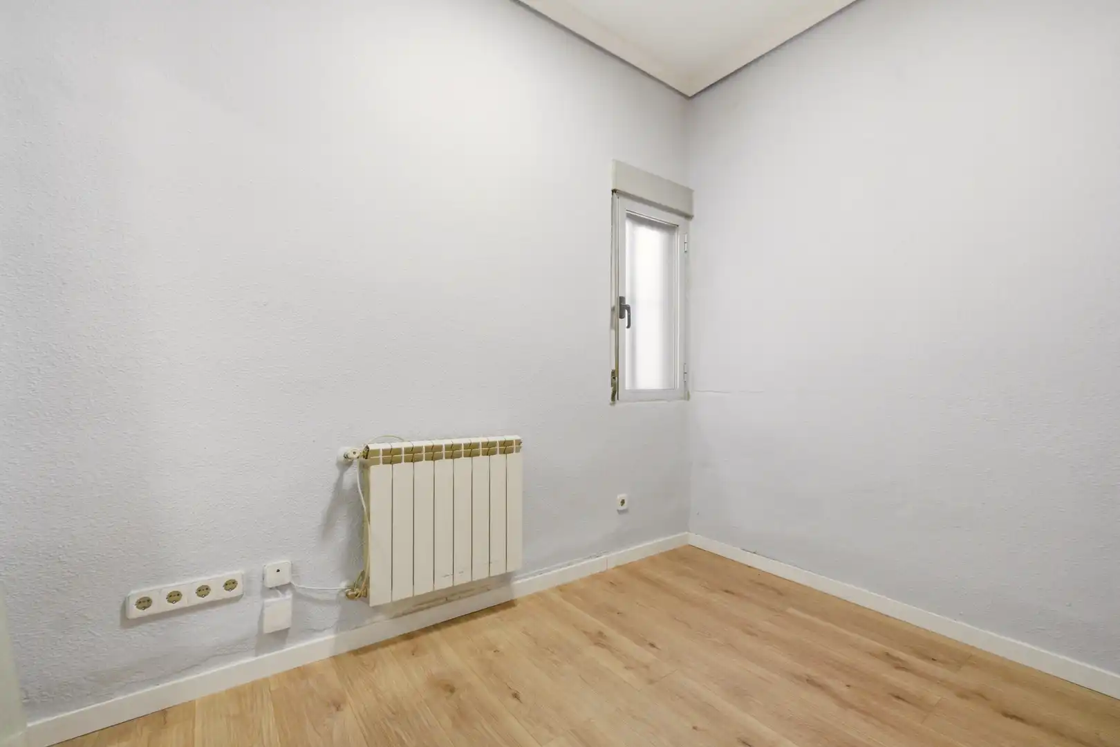 Habitación de Piso en venta en Madrid con Aire acondicionado, Calefacción y Horno