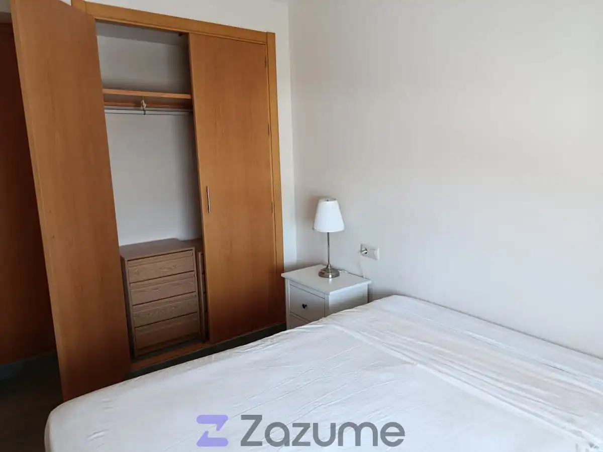 Schlafzimmer von Wohnungen zur Miete in Sevilla mit Klimaanlage, Heizung und Möbliert