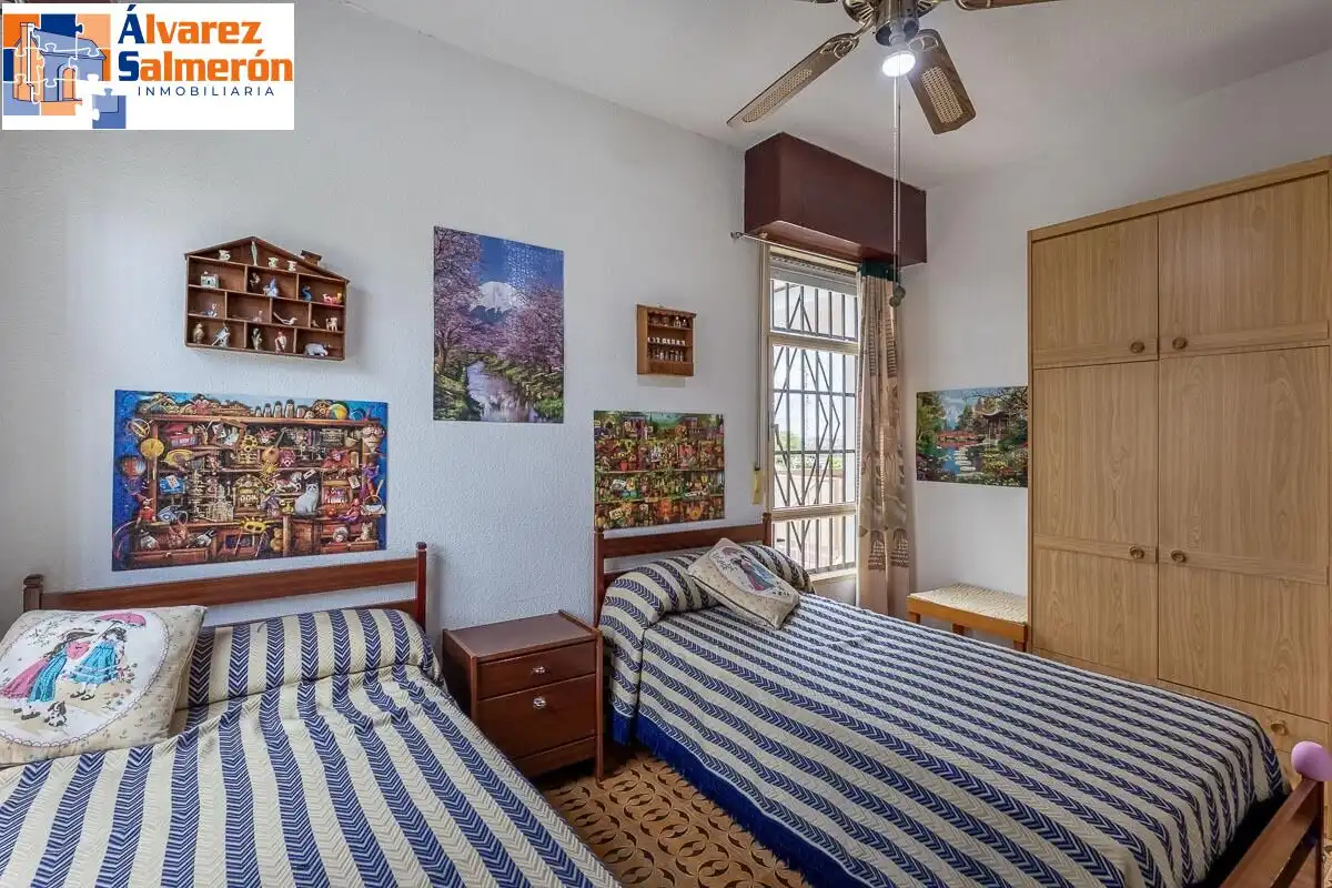 Casa con terrazza in vendita a Avenida HUETOR VEGA, imagen 22