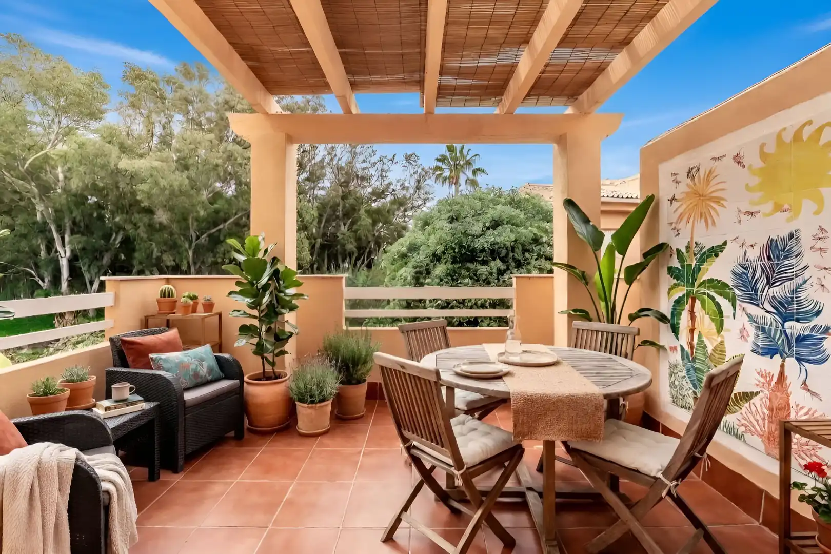 Terrasse von Wohnung zum Verkauf in Marbella mit Klimaanlage, Heizung und Terrasse