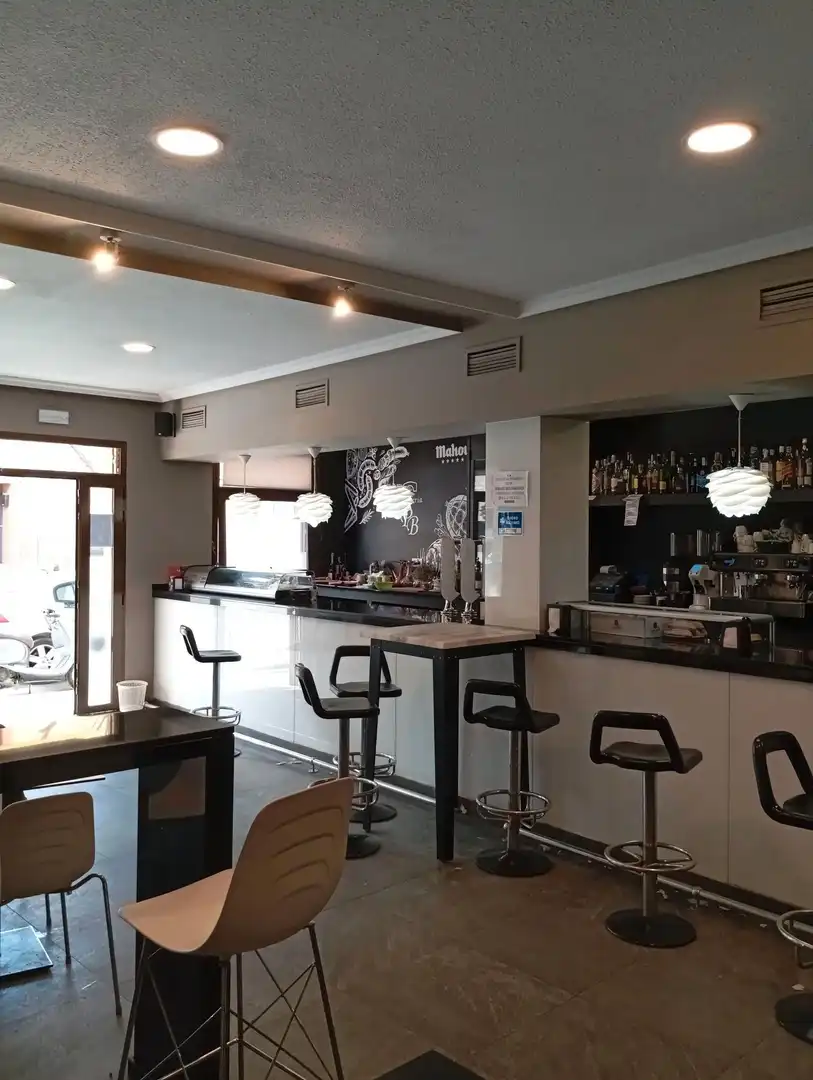 Commercial properties for sale in Madrigal de la Vera
