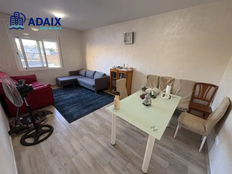 Living room of Flat for sale in Roda de Berà  with Terrace and Oven