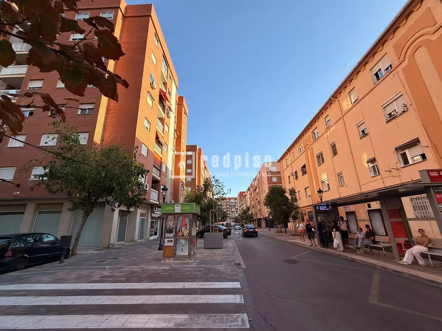 Vista exterior de Local de alquiler en Valencia