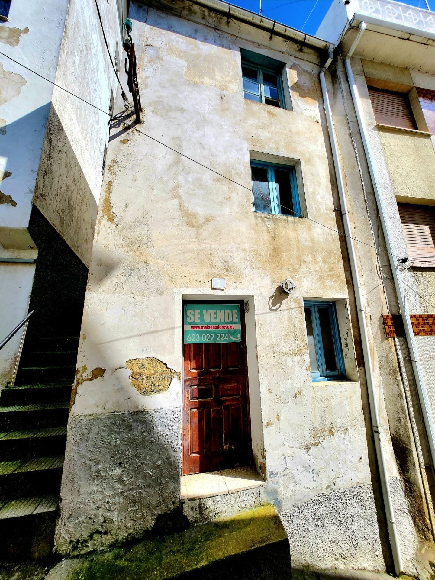 Vista exterior de Casa adosada en venda en Castropol
