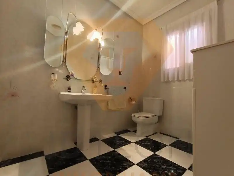 Baño de Casa o chalet en venta en Molina de Segura con Calefacción, Terraza y Trastero