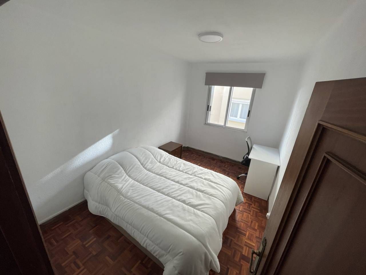 Bedroom of Flat to rent in Burgos Capital  with Heating, Parquet flooring and Furnished