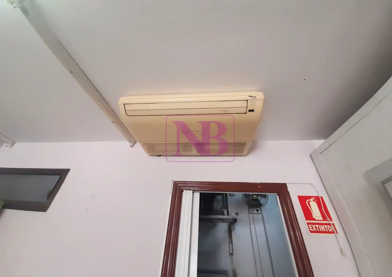 Business premises for sale in Carrer d'Enrico Caruso, imagen 7
