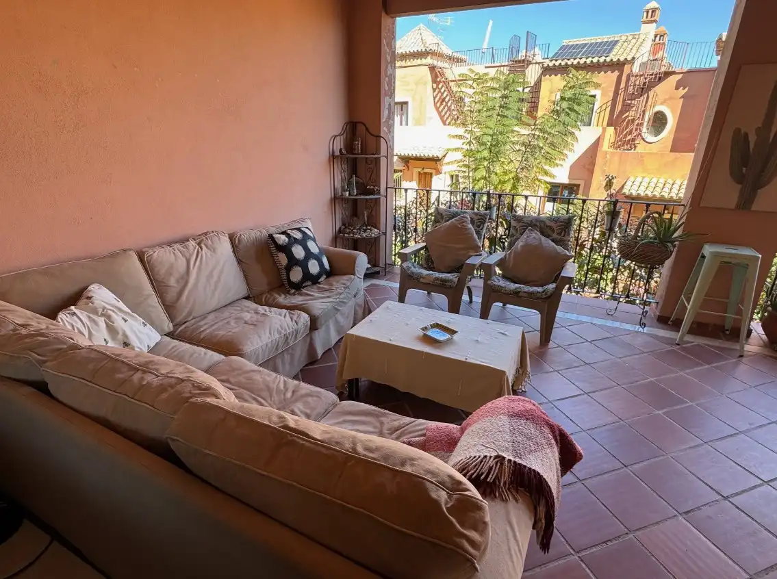 Terrassa de Casa adosada en venda en Estepona amb Aire condicionat, Calefacció i Jardí privat