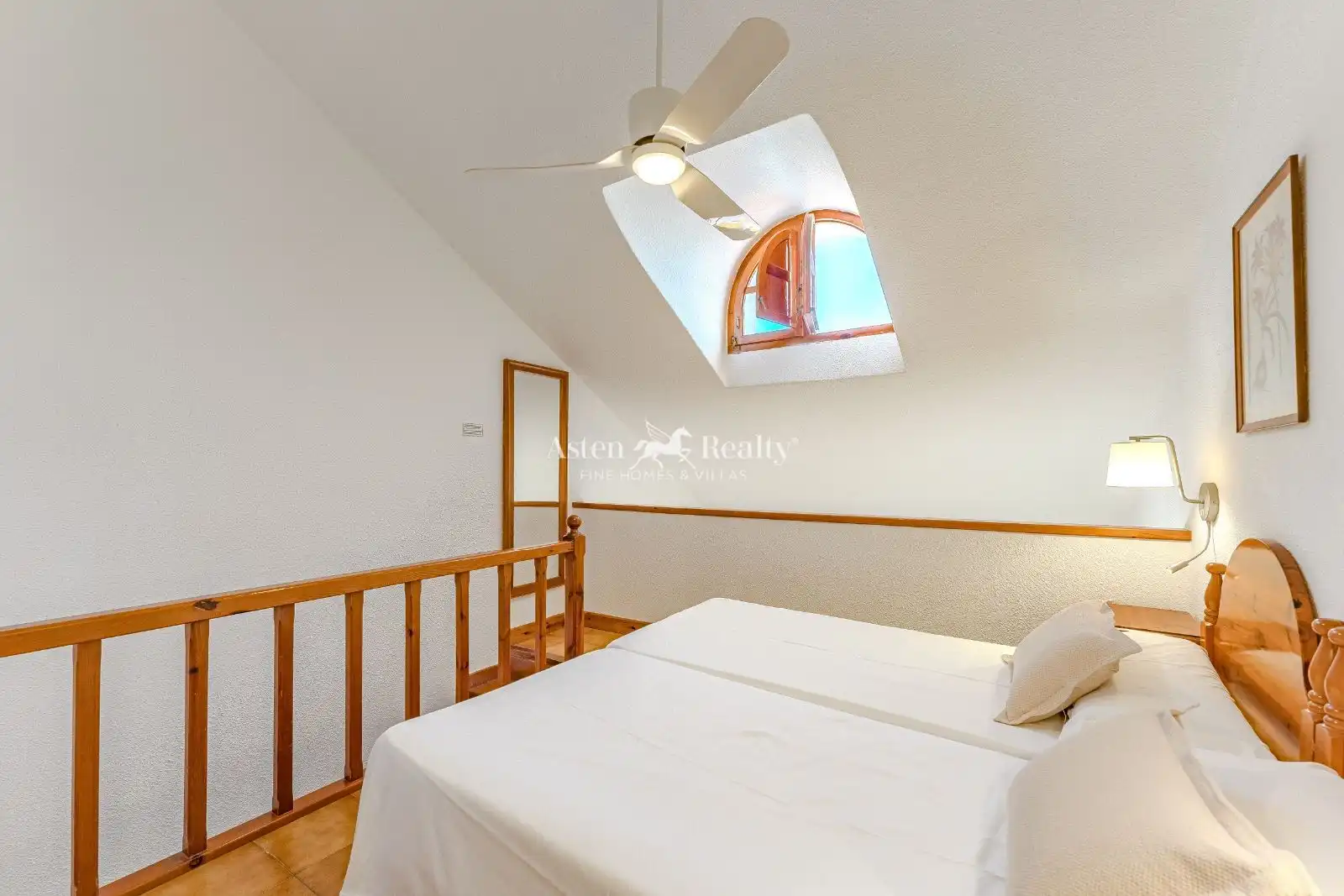 Schlafzimmer von Maisonette zum Verkauf in Arona mit Terrasse, Schwimmbad und Möbliert