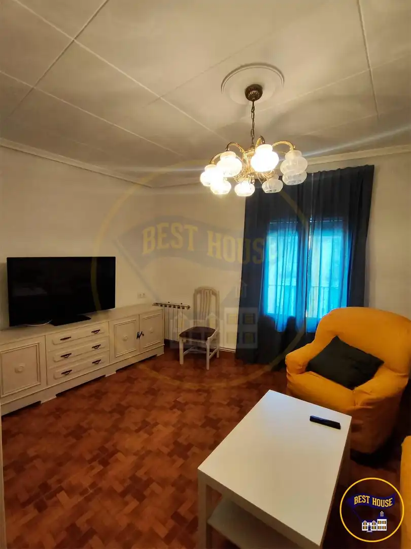Living room of Flat for share in Cuenca  with Heating, Terrace and Furnished