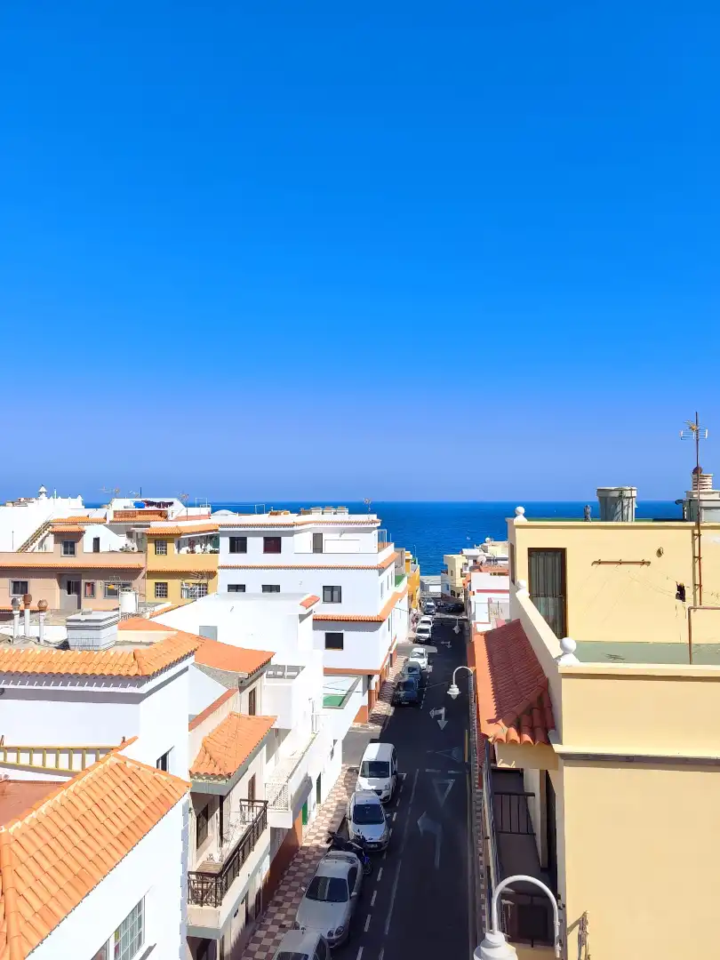Vista exterior de Piso en venta en Arico con Horno, Microondas y Balcón