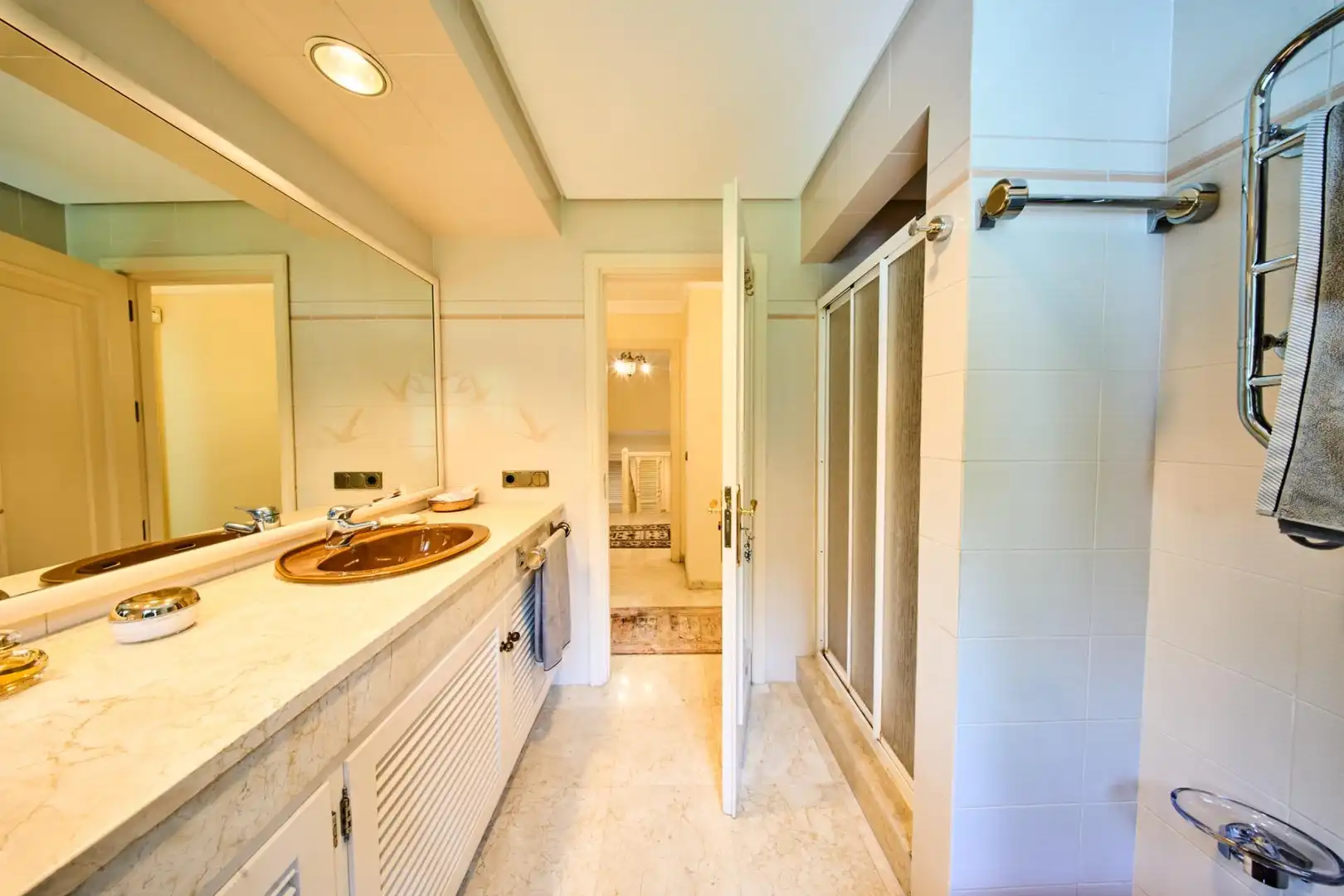 Baño de Casa o chalet en venta en Marbella con Aire acondicionado, Calefacción y Jardín privado