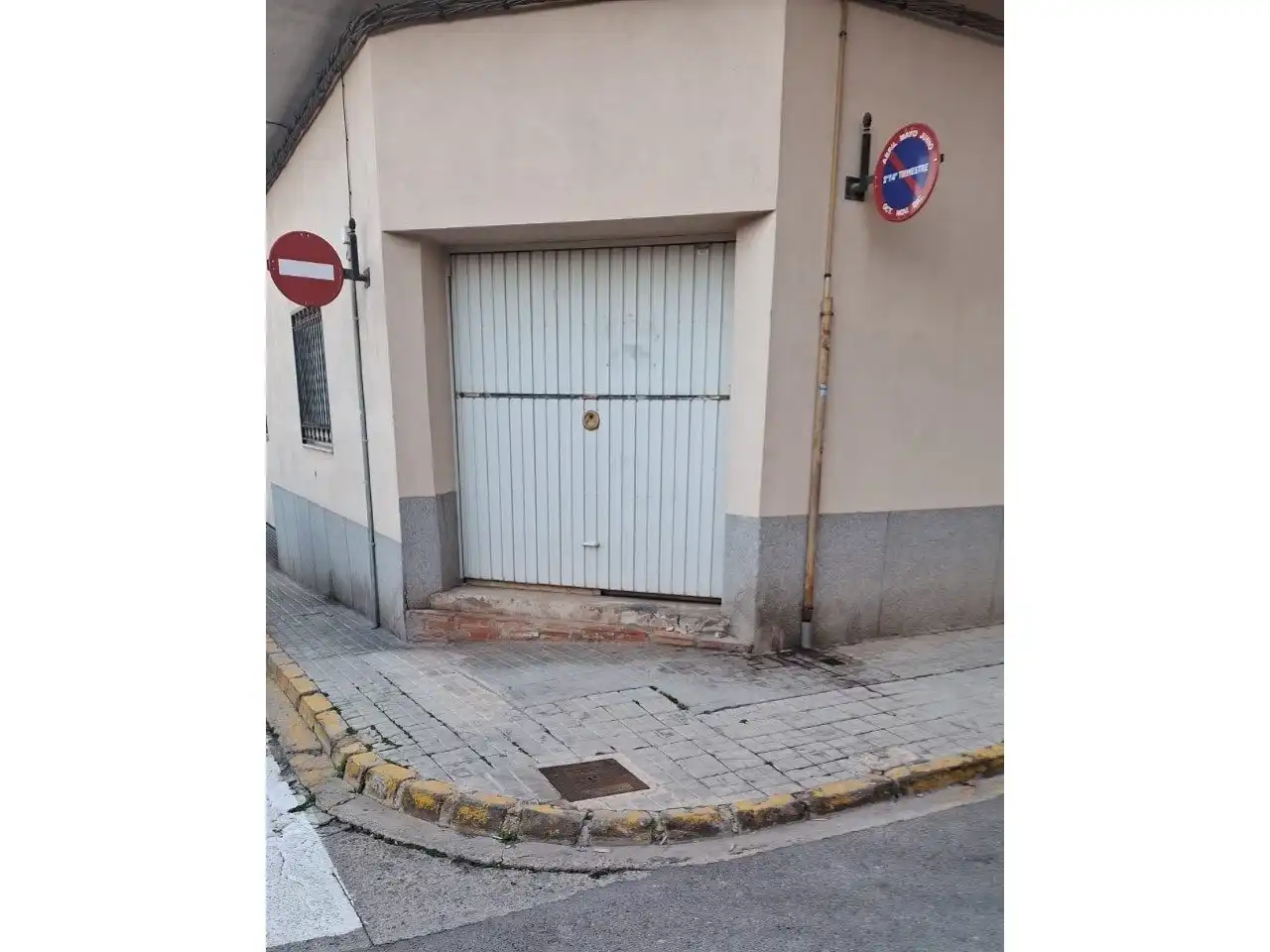 Aparcament de Local en venda en Riba-roja de Túria