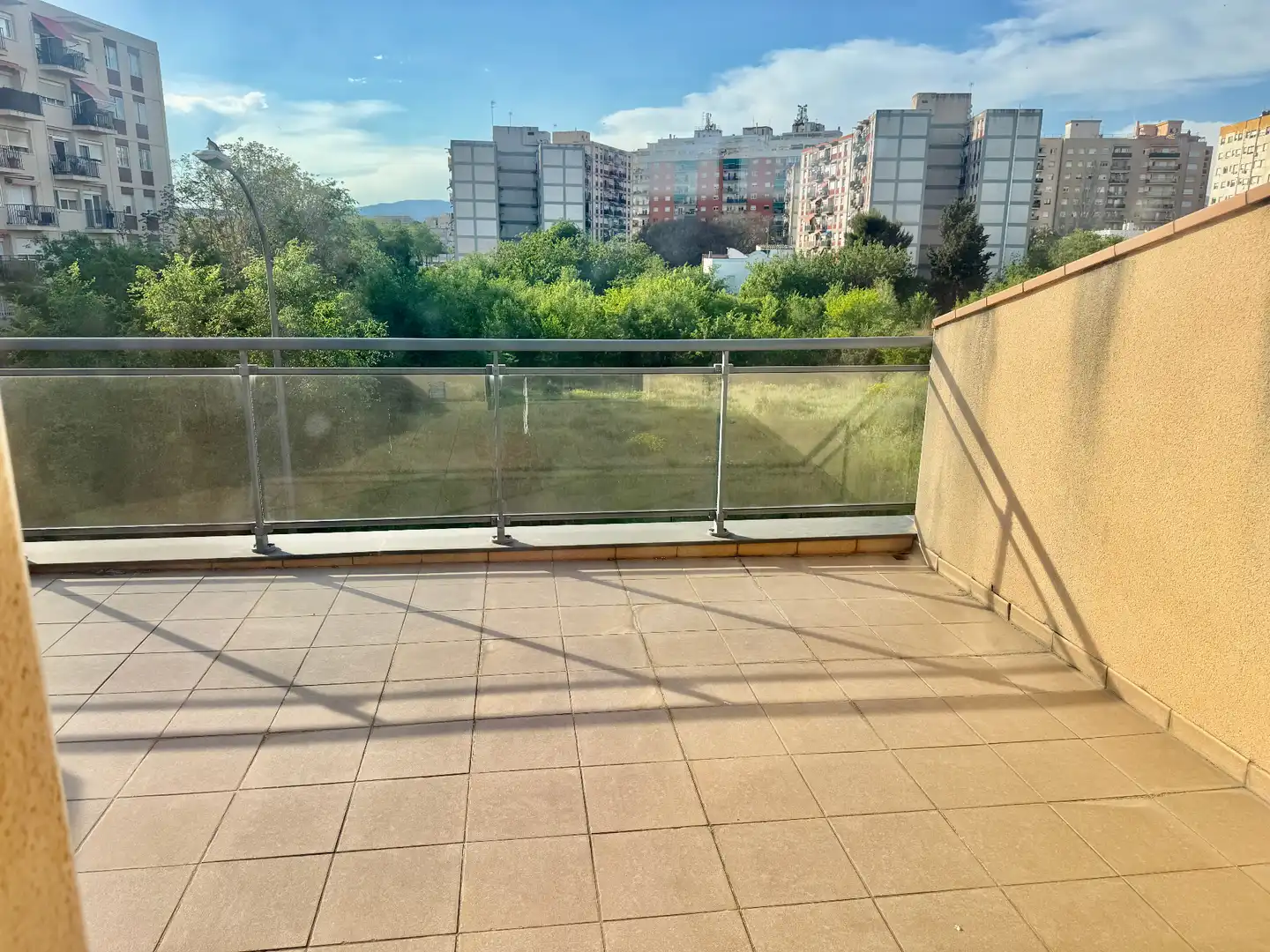 Terrasse von Einfamilien-Reihenhaus zum Verkauf in Reus mit Parkett und Terrasse