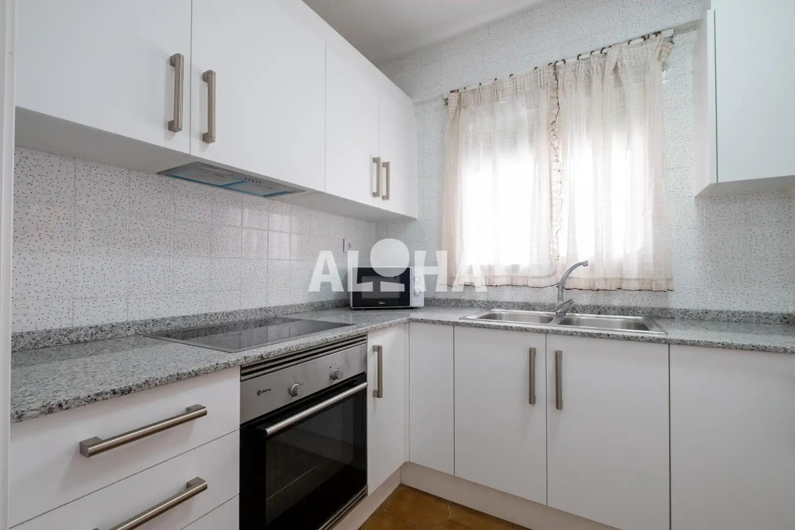 Cocina de Apartamento de alquiler en Alfara del Patriarca con Amueblado y Balcón