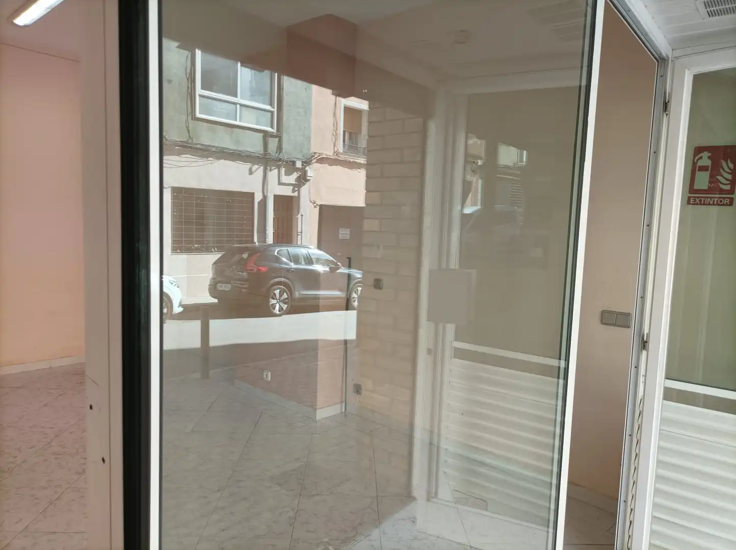 Local de lloguer en Mataró amb Alarma