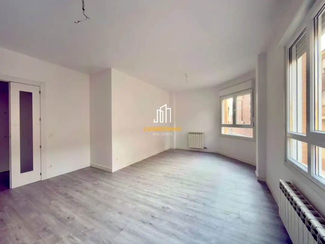 Piso con ascensor en venta en Lardero, imagen 6