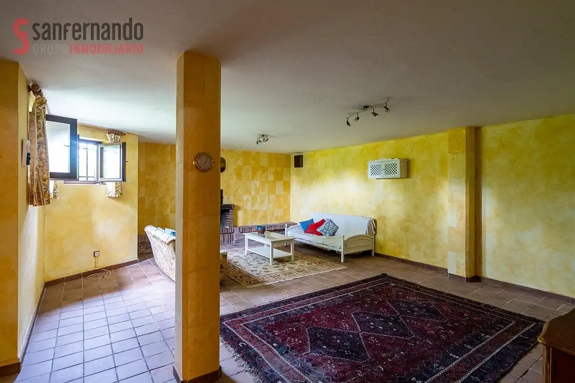 Casa o chalet en venta en Torrelavega  con Calefacción, Jardín privado y Terraza