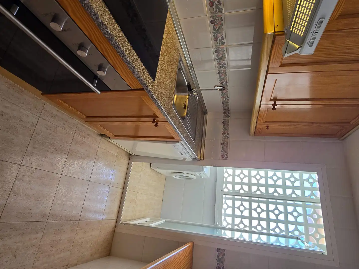 Cocina de Apartamento de alquiler en Santa Pola con Aire acondicionado, Terraza y Trastero