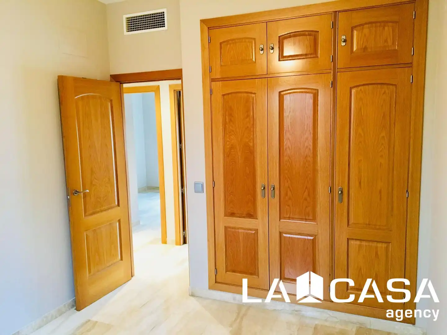 Wohnung zur Miete in Calle BOTICA, Arenal - La Pólvora