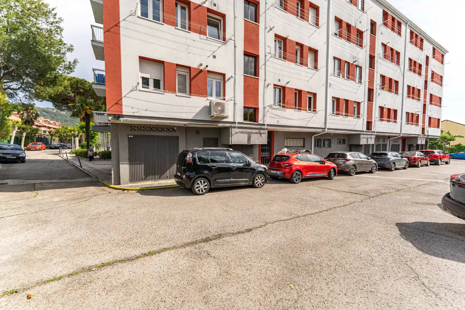 Parking of Flat for sale in Moralzarzal  with Air Conditioner, Heating and Private garden