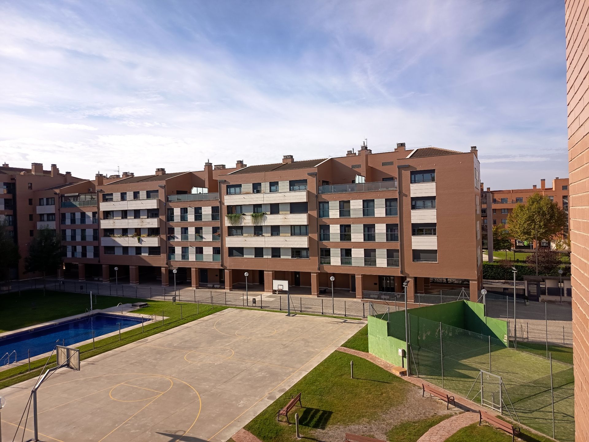 Vista exterior de Pis de lloguer en Valladolid Capital amb Calefacció, Jardí privat i Parquet