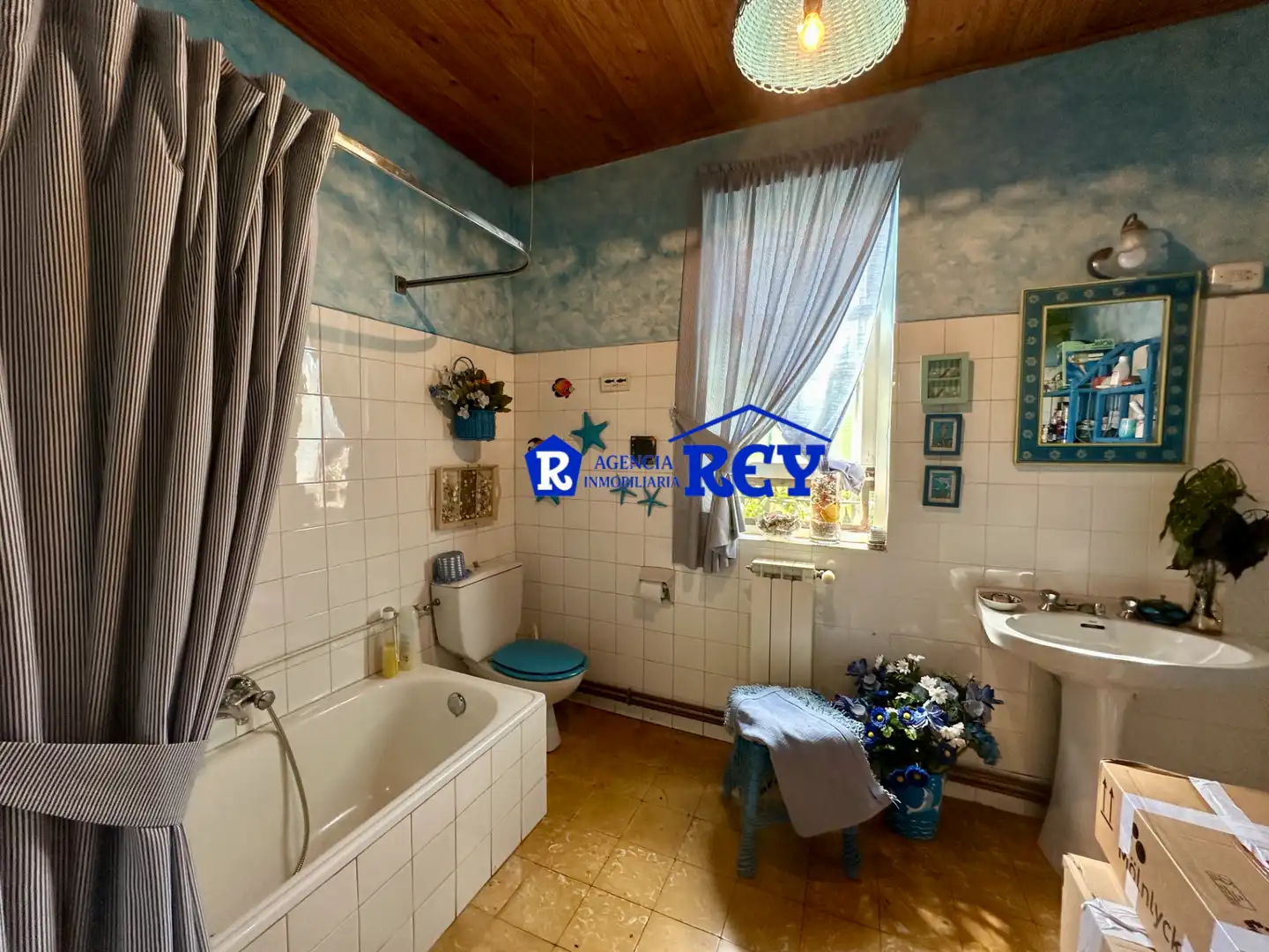 Bathroom of Country homes for sale in Vedra  with Private garden, Storage room and Swimming Pool