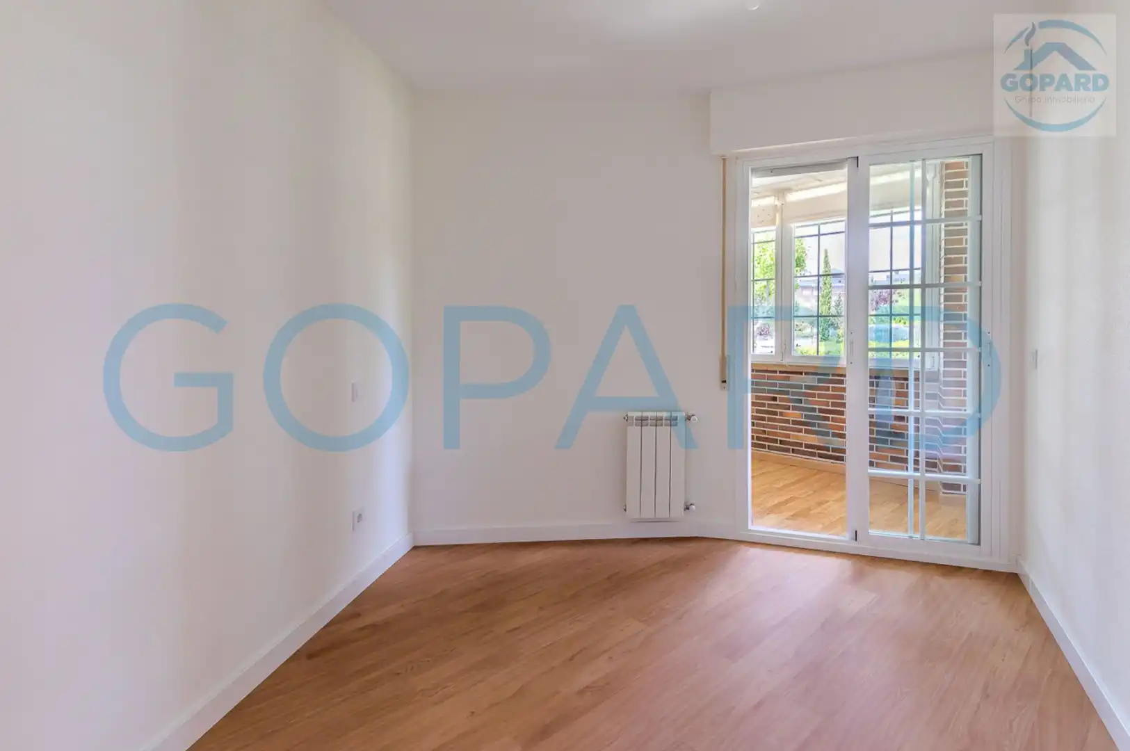 Bedroom of Duplexes for rent in Majadahonda  with Air Conditioner, Heating and Private garden